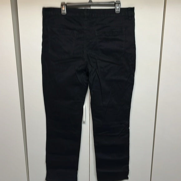 Bandolino Jeans - Picture 6 of 10